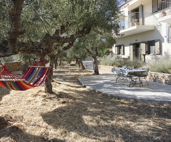 Image No.46-4 Bed House for sale