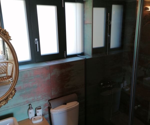 Image No.17-5 Bed House for sale