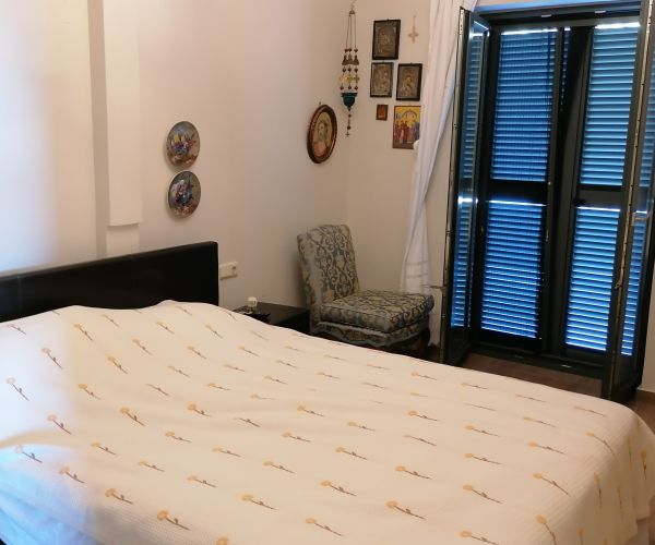 Image No.26-5 Bed House for sale