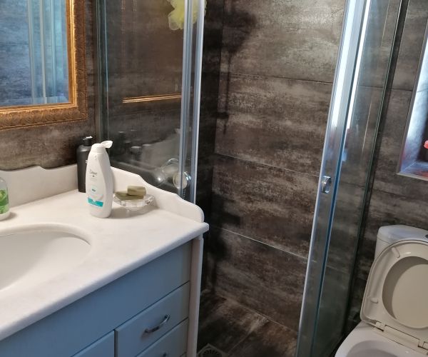 Image No.38-5 Bed House for sale