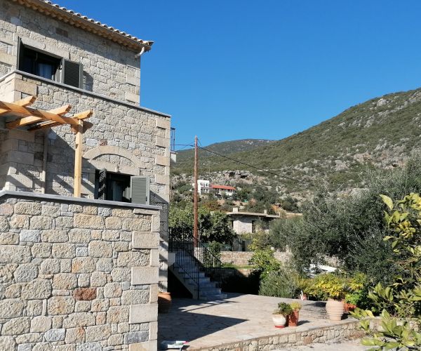 Image No.42-5 Bed House for sale