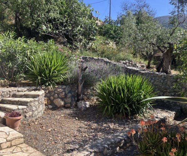 Image No.24-1 Bed House for sale