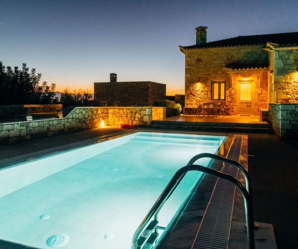 Image No.14-6 Bed House for sale