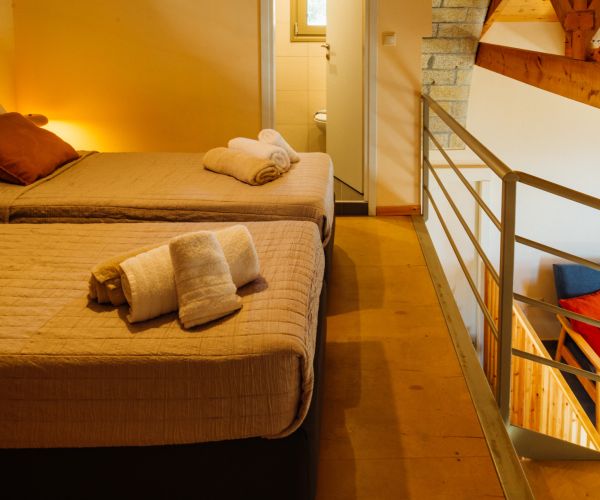 Image No.30-6 Bed House for sale