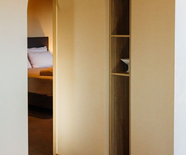 Image No.34-6 Bed House for sale