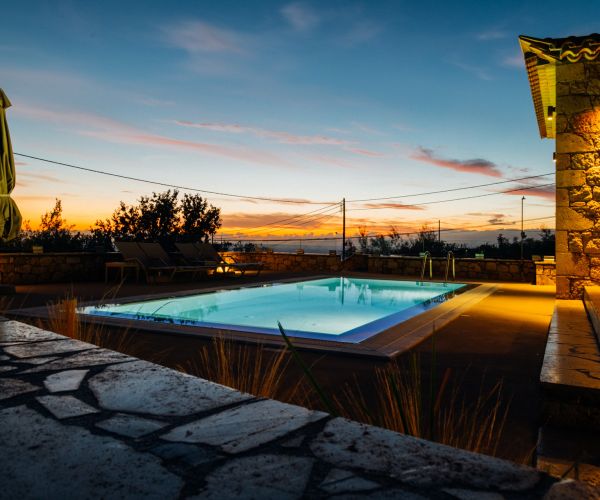 Image No.36-6 Bed House for sale