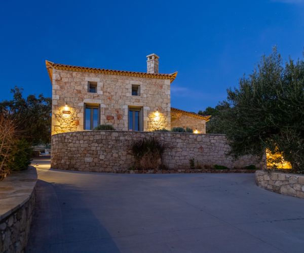 Image No.37-6 Bed House for sale