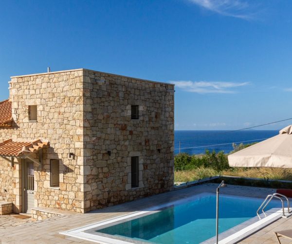 Image No.42-6 Bed House for sale