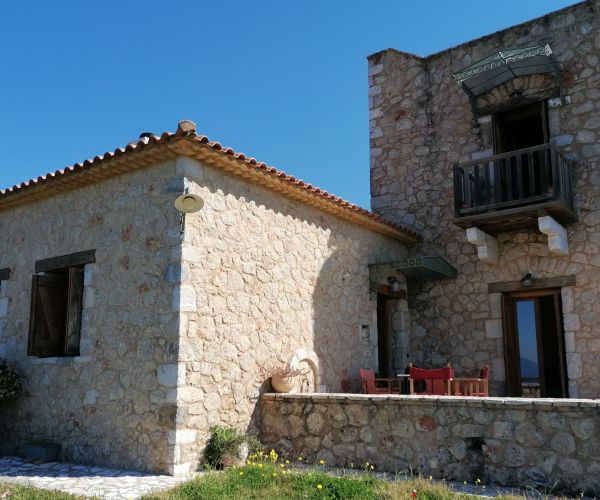 Image No.10-3 Bed House for sale