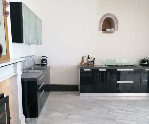 Image No.17-2 Bed House for sale