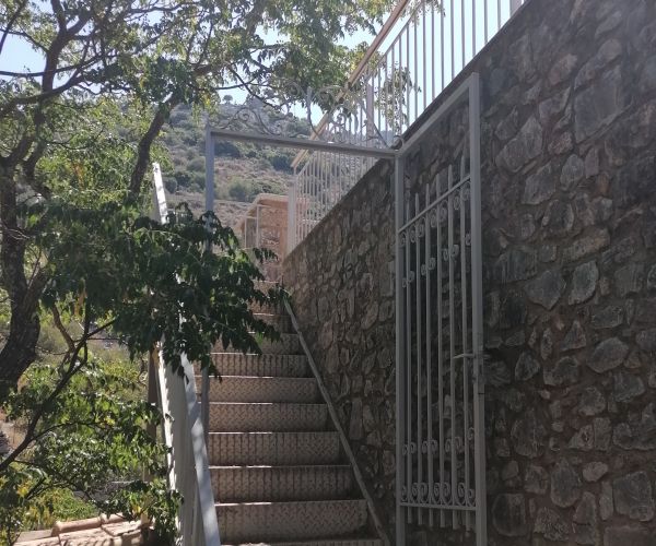 Image No.32-2 Bed House for sale