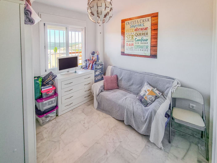 Image No.16-2 Bed Property for sale