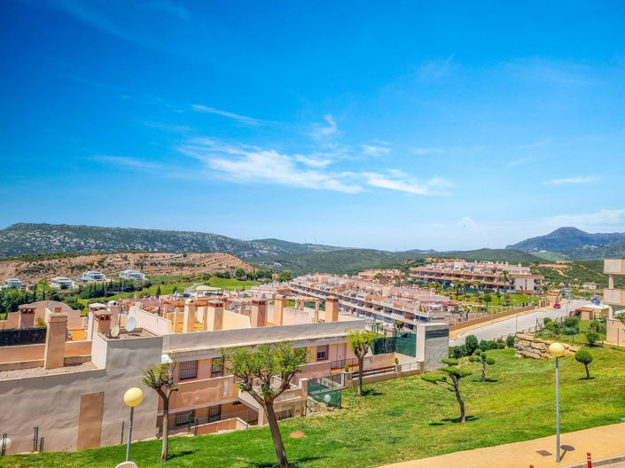 Image No.24-2 Bed Property for sale