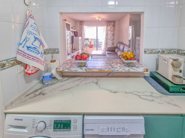 Image No.9-2 Bed Property for sale