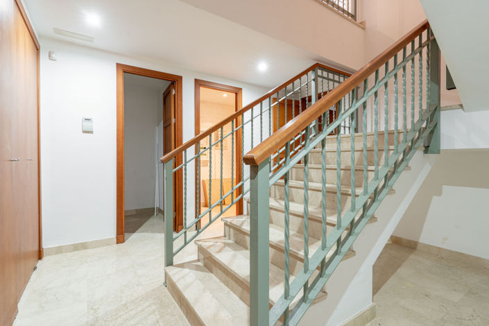 Image No.18-4 Bed Villa for sale