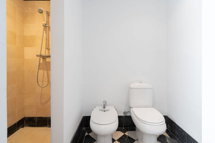 Image No.26-4 Bed Villa for sale