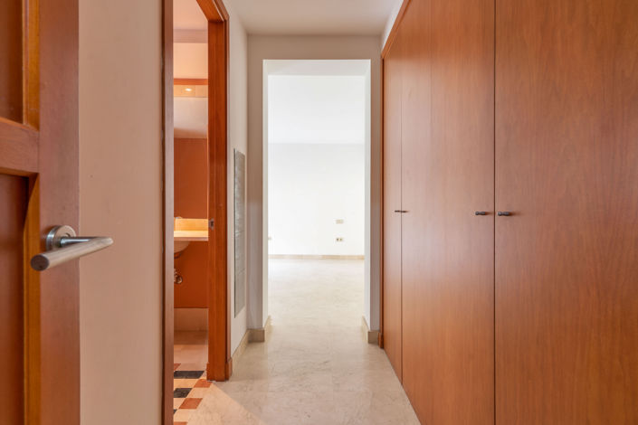 Image No.38-4 Bed Villa for sale