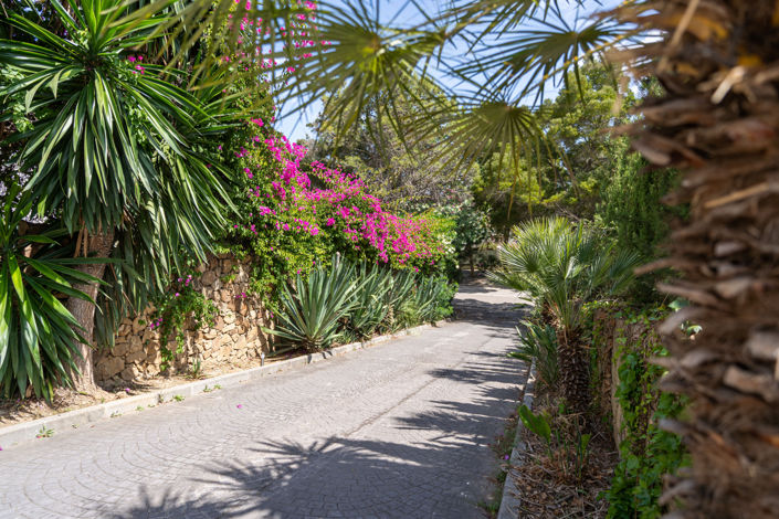 Image No.47-4 Bed Villa for sale