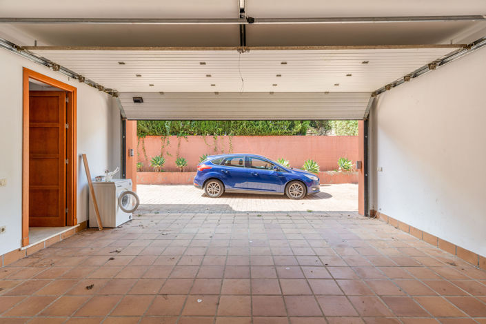 Image No.48-4 Bed Villa for sale