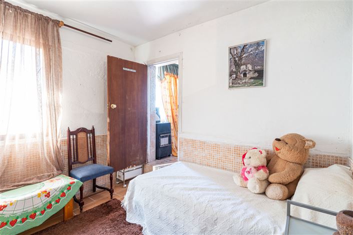 Image No.37-11 Bed House for sale