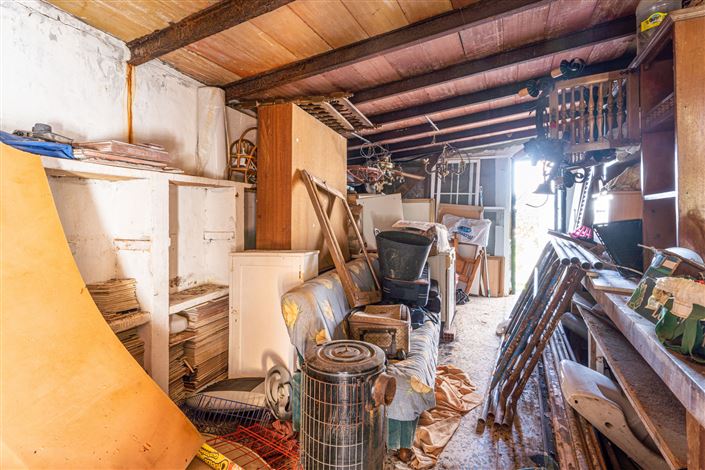 Image No.44-11 Bed House for sale