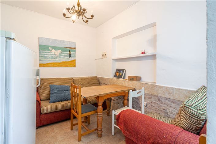 Image No.46-11 Bed House for sale