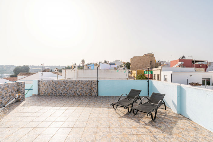 Image No.11-3 Bed Townhouse for sale