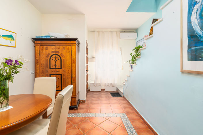 Image No.12-3 Bed Townhouse for sale