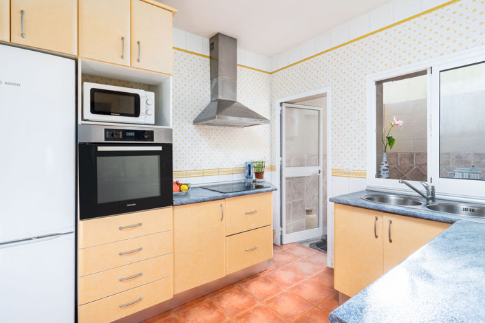 Image No.13-3 Bed Townhouse for sale