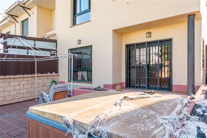 Image No.39-3 Bed Townhouse for sale