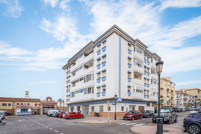 Image No.12-3 Bed Apartment for sale