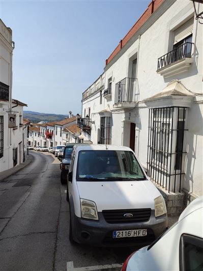 Image No.23-8 Bed Townhouse for sale