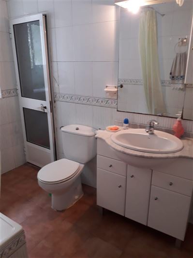 Image No.5-8 Bed Townhouse for sale