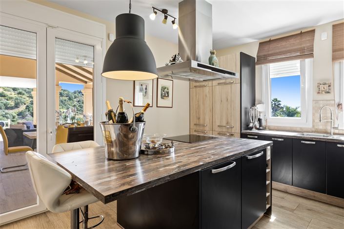 Image No.16-4 Bed Villa for sale