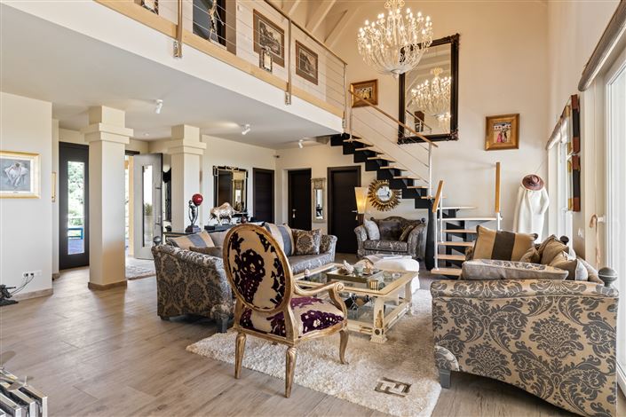 Image No.8-4 Bed Villa for sale