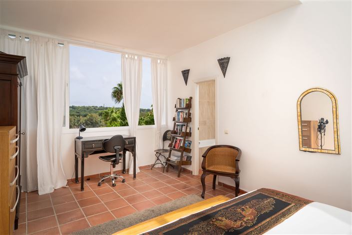 Image No.12-5 Bed Villa for sale