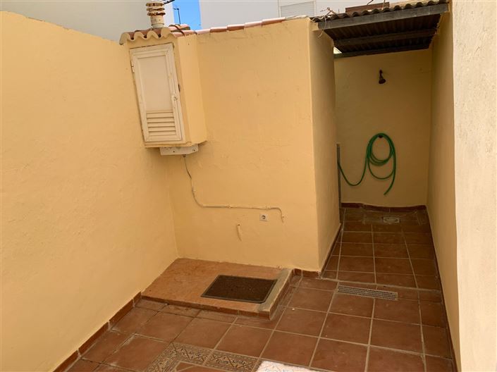 Image No.23-4 Bed House for sale