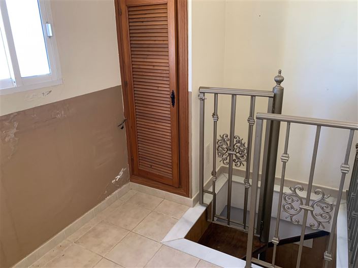 Image No.42-4 Bed House for sale