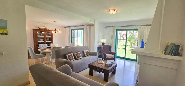 Image No.24-3 Bed Property for sale