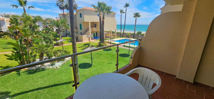 Image No.42-3 Bed Property for sale