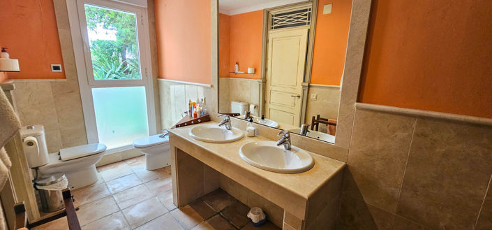 Image No.31-6 Bed Villa for sale