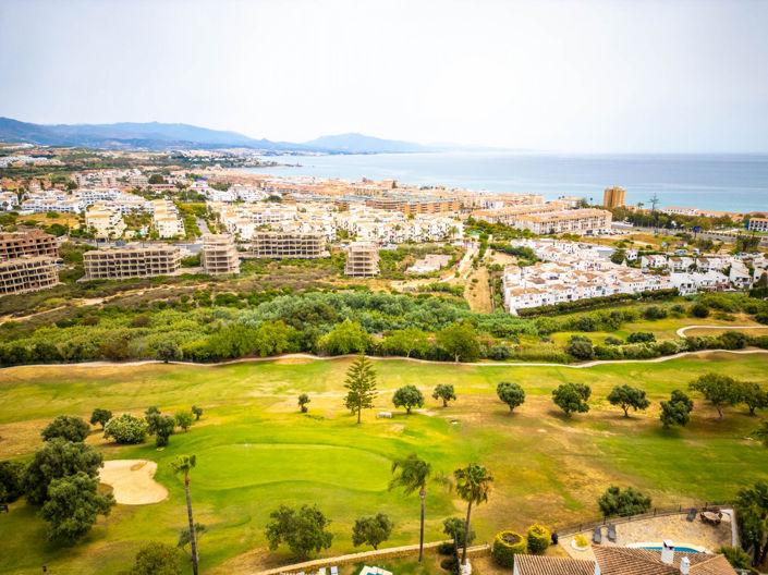 Image No.48-6 Bed Villa for sale