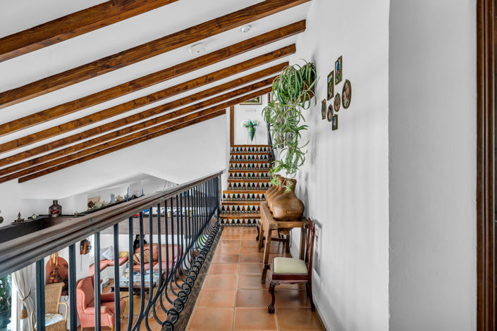 Image No.14-5 Bed Villa for sale