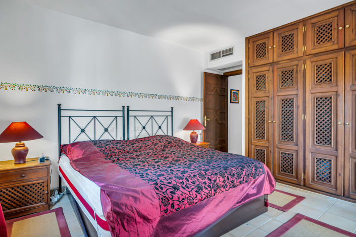 Image No.15-5 Bed Villa for sale