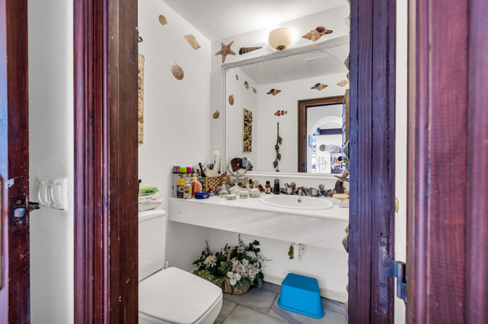 Image No.9-5 Bed Villa for sale