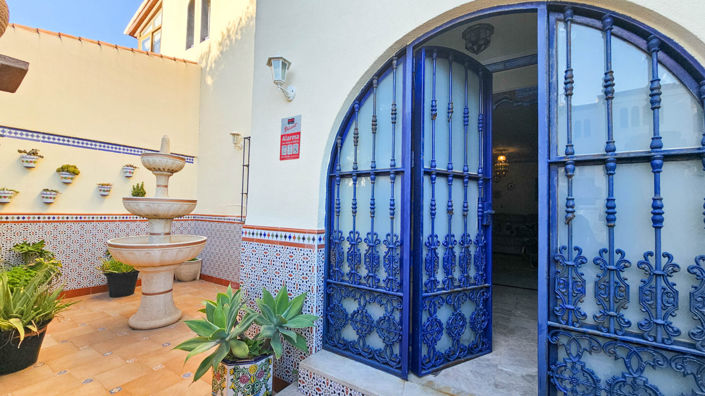 Image No.5-4 Bed House for sale