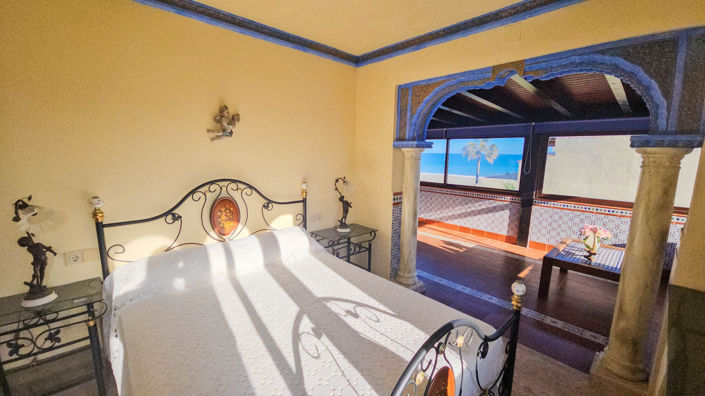 Image No.50-4 Bed House for sale