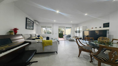 b98le8d7m9k3degpefzhs0lif8u4xzvzhwxtmggyekxx9