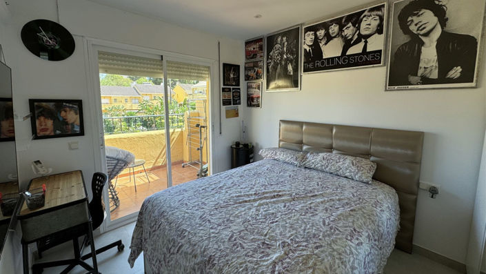 Image No.19-3 Bed House for sale