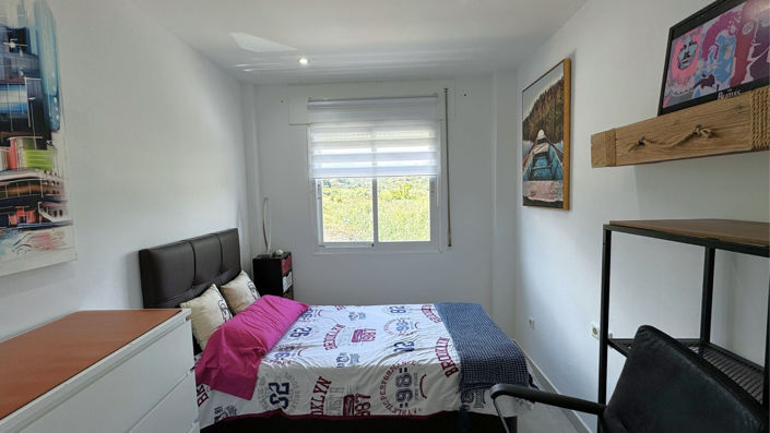 Image No.22-3 Bed House for sale